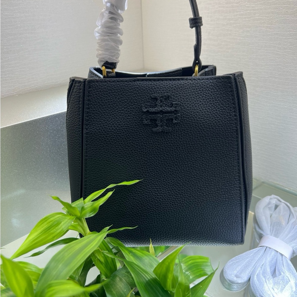 Tory Burch Black Leather Women's Bag